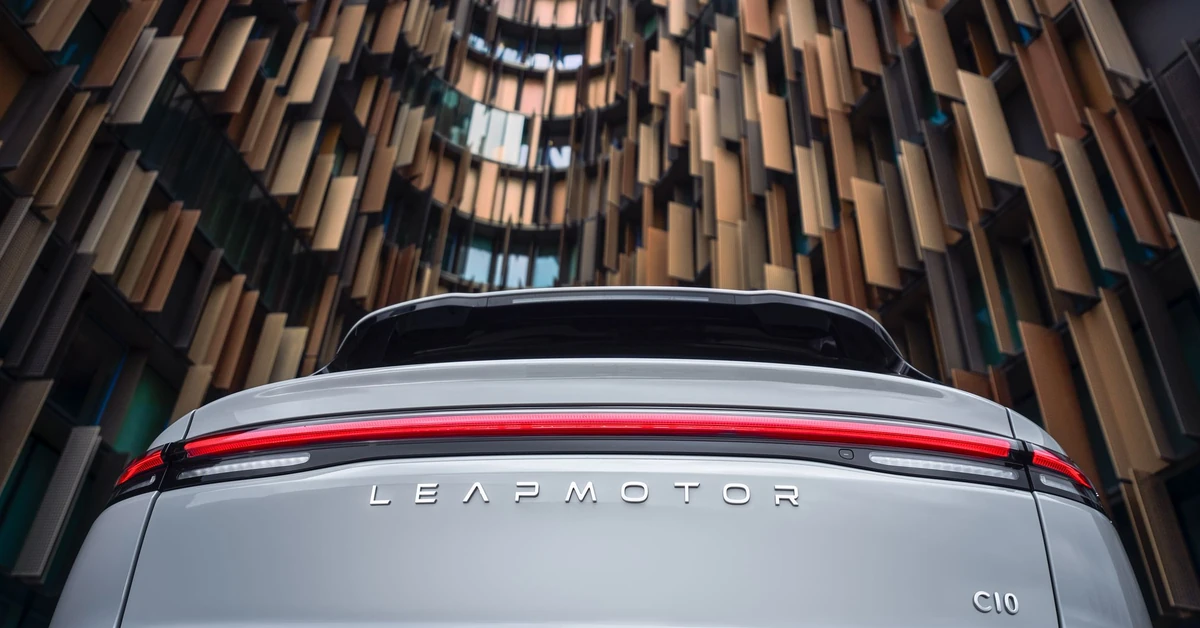 Sprzedają 1763 aut dziennie. Nowa marka otwiera salony w Polsce