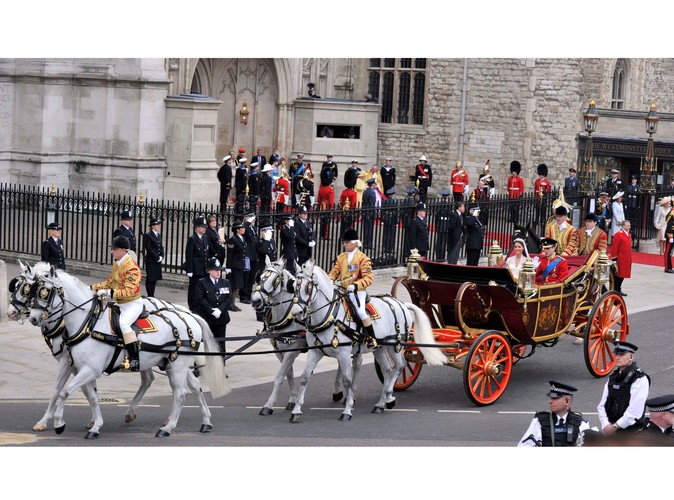 Przejazd karetą do Pałacu Buckingham