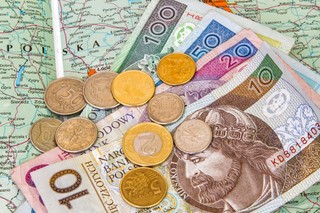 Prowadzenie działalności gospodarczej w Polsce i za granicą: jak rozliczyć podatki i składki?