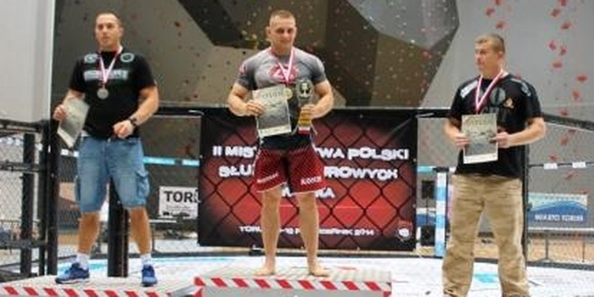 Policjant mistrzem MMA.