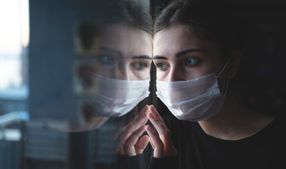 Padlógázzal hajtott a bipoláris zavarral küzdő ápolónő a kereszteződésbe, ami ezután történt, arra nincsenek szavak