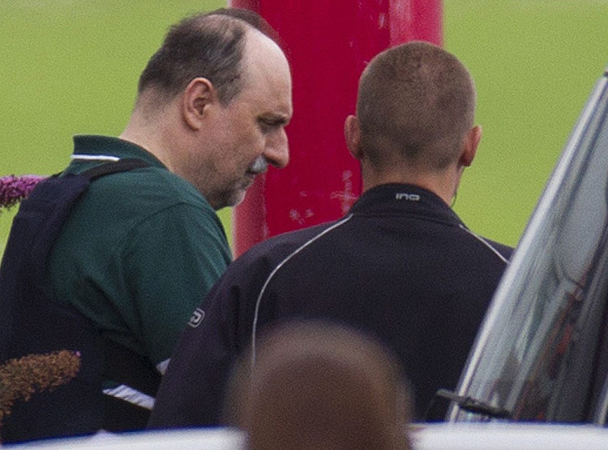 Goran Hadżić na lotnisku