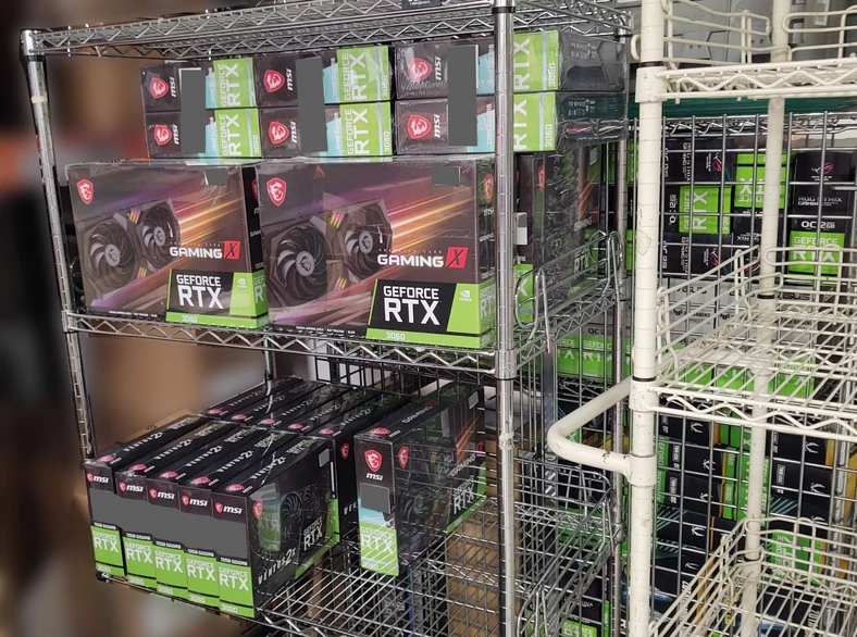 Karty GeForce RTX 3060 trafiają do sklepów