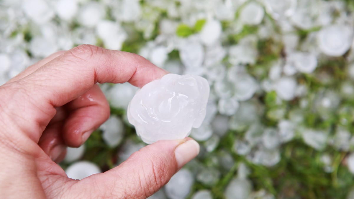 Instytut Meteorologii i Gospodarki Wodnej wydał dziś ostrzeżenie pierwszego stopnia przed burzami z gradem na terenie całego województwa kujawsko-pomorskiego.