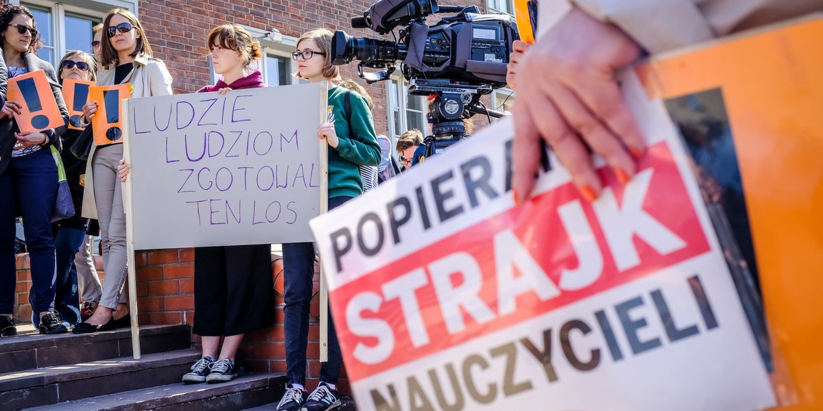 Wiec poparcia dla strajku nauczycieli w 2019 r.