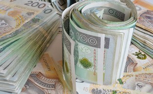 Pieniądze szczęścia nie dają, ale pomagają zdobyć uznanie innych