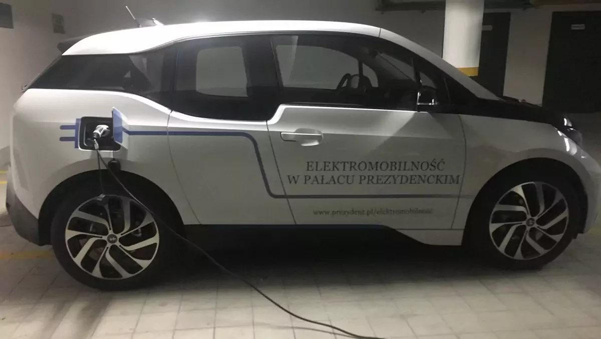 Elektryczne BWM prezydenta Dudy