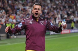 Puchar Ligi w Anglii. Fabiański gra dalej, kosztem Kiwiora. Manchester United wyeliminowany