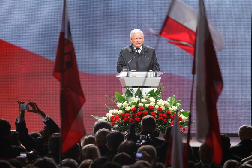 To PiS planuje na rocznicę Smoleńska