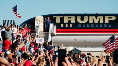 Donald Trump mówi, że Paryża i Londynu nie da się już rozpoznać. "Otworzyli drzwi dla dżihadu"