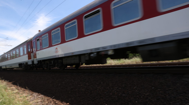 Akár 160-ig is gyorsulhatnak majd a MÁV vonatai / Illusztráció: Ringier-archív