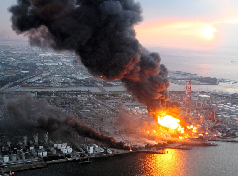 Gigantyczne pożary po trzęsieniu ziemi w Japonii