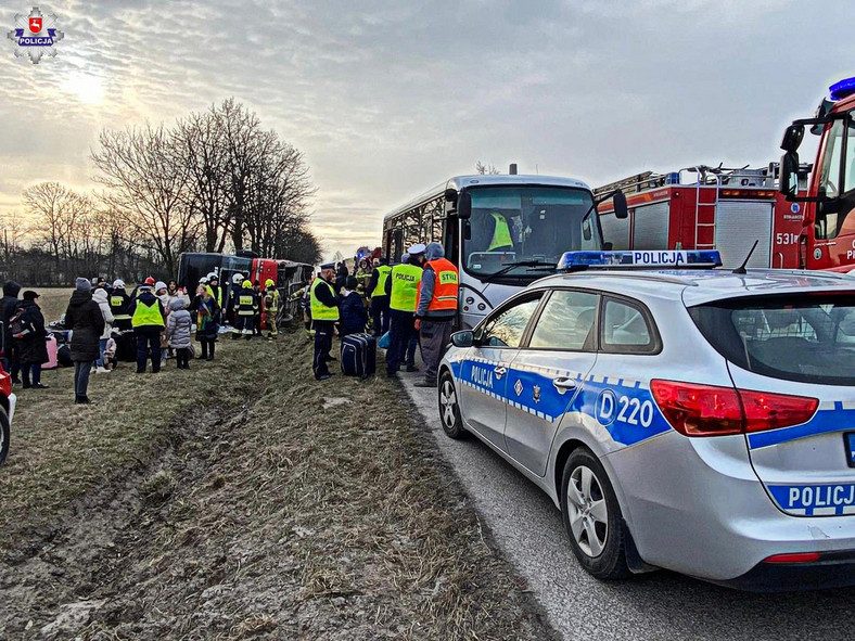 Autokar z uchodźcami z Ukrainy miał wypadek na Lubelszczyźnie