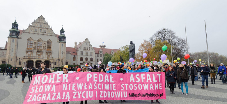 Moherowe berety wyrównują rachunki, czyli czemu "inni" głosują na PiS