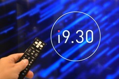 '19:30' zamiast 'Wiadomości'. Prof. Godzic ocenia zmiany: Rozdarto kurtynę