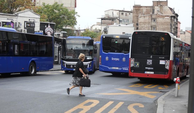 Autobusi