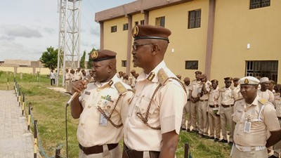 He said that Nigerian passport was well protected with a lot of security features that made it impossible to be forged, because of its biometric nature and also personalised. [NAN]