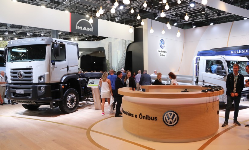 Brazylijskie stoisko Volkswagena Caminhoes e Onibus