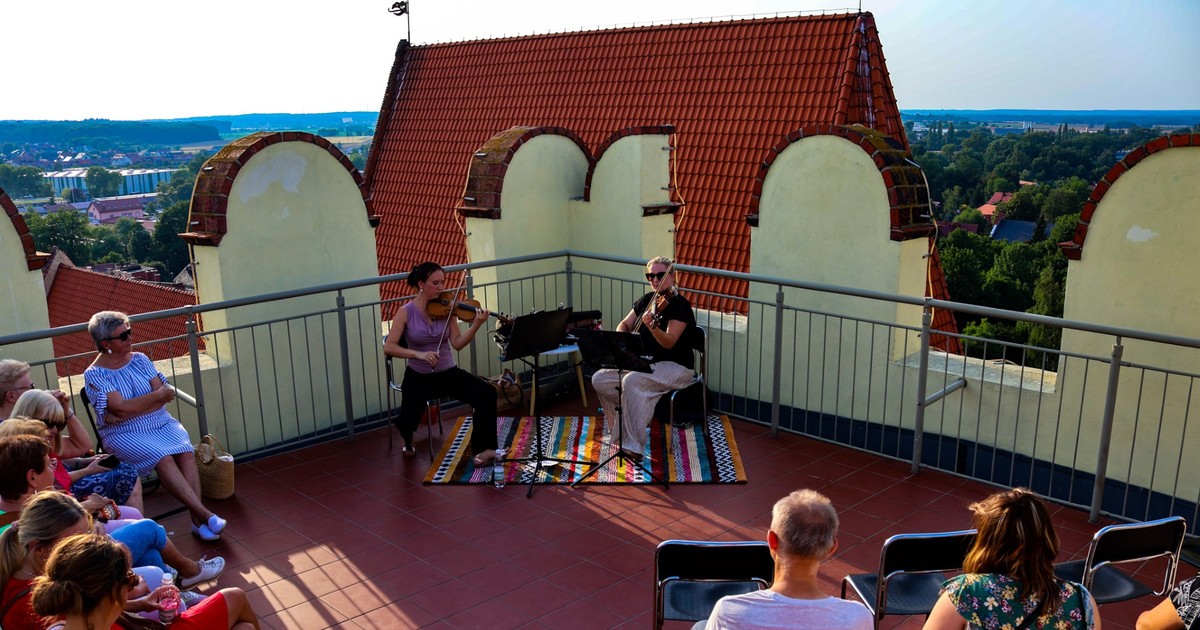 Stąd widać Śnieżkę i Sky Tower. Środa Śląska zaprasza na majówkę
