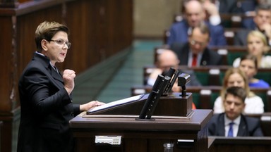 Beata Szydło o celach rządu na pierwsze 100 dni. Złoty traci