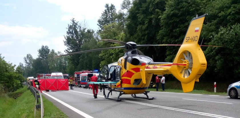 Tragiczny wypadek w Gotkowicach. Zginęli 1,5-roczny chłopiec i jego ojciec