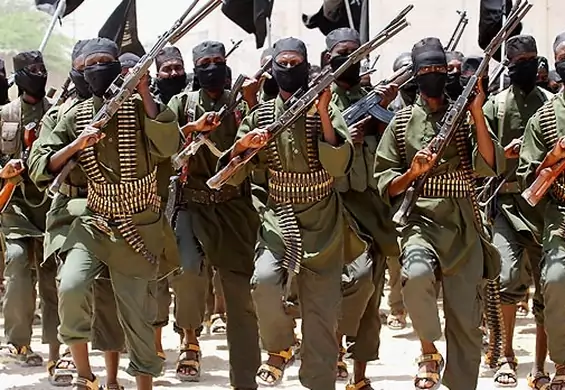 Związana z Al-Kaidą grupa terrorystyczna ma nowy cel: torebki foliowe
