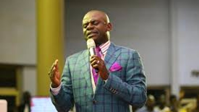 Ghanaian pastor prescribes breast sucking, says it's “the reason why I keep on preaching” (video)