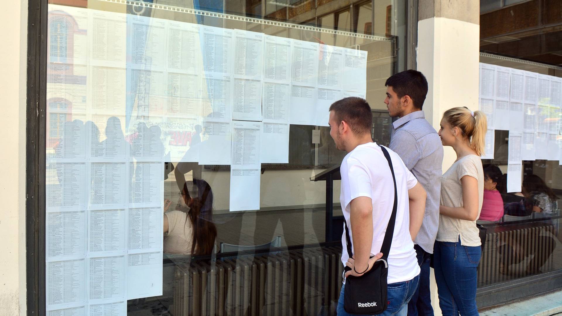 Iskreni tvit studentkinje iz Niša nasmejaće vas do suza - izdrži Nato, legendo