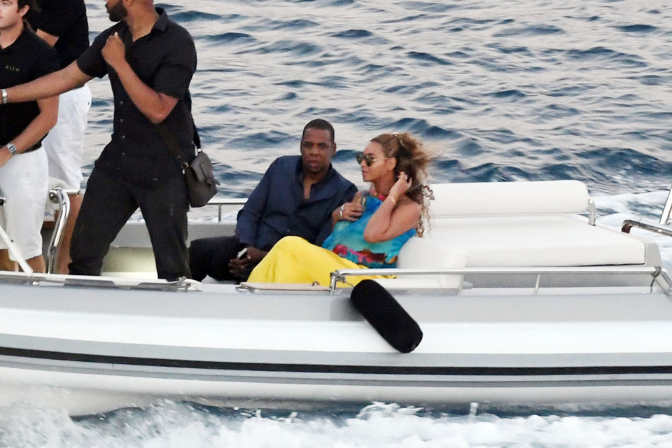 Beyonce i Jay Z wypoczywają na jachcie. Nie ma żadnego kryzysu w ich związku!