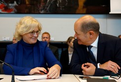 'Bild': Partia Scholza przynosi Niemcom wstyd. Ukraina prosi o broń, a minister na wakacjach