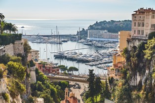 "Starzejące się społeczeństwa". Gdzie jest coraz więcej osób 65+?