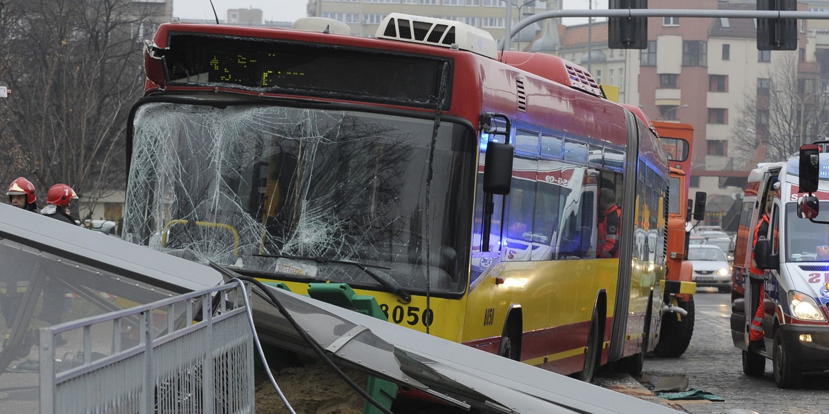 Masakra na przystanku we Wrocławiu. Autobus wjechał w ludzi