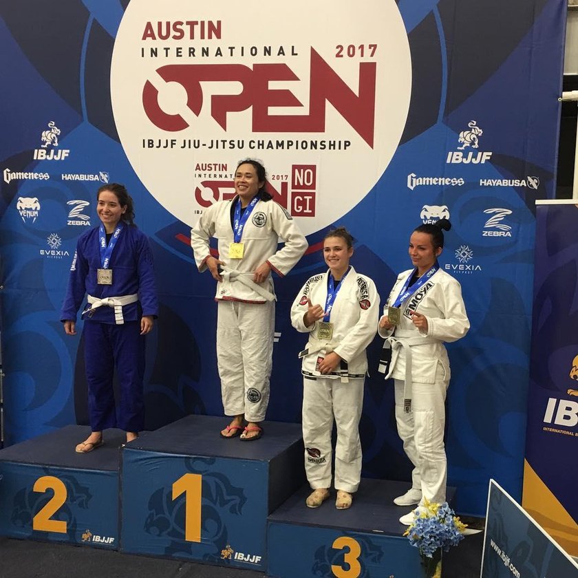 Dziewczyna Szpilki bryluje w jiu-jitsu. Jest pierwszy sukces