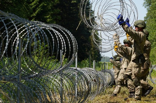 Zasieki na granicy z Litwy z Białorusią mają utrudnić nielegalną migrację