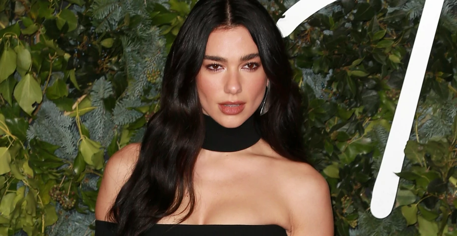 Dua Lipa stworzy kolekcje z Versace. Premiera jeszcze w tym miesiącu