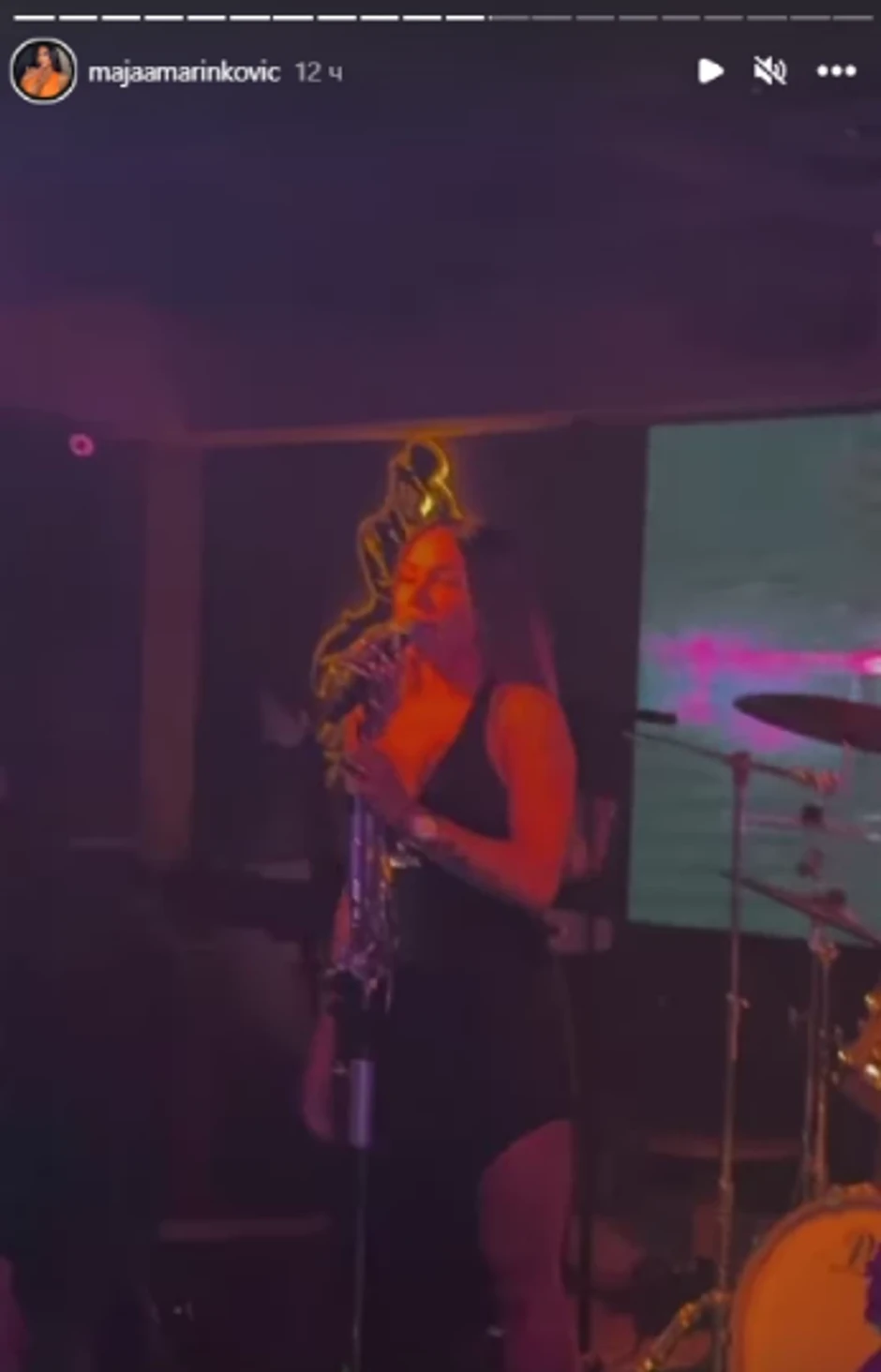 Maja Marinković na nastupu Sandre Afrike