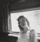 Marilyn Monroe lassan "önmagává" avanzsálódik, legalábbis erőteljesen kialakulóban van az ikonikus Marilyn Monroe-jelenség.