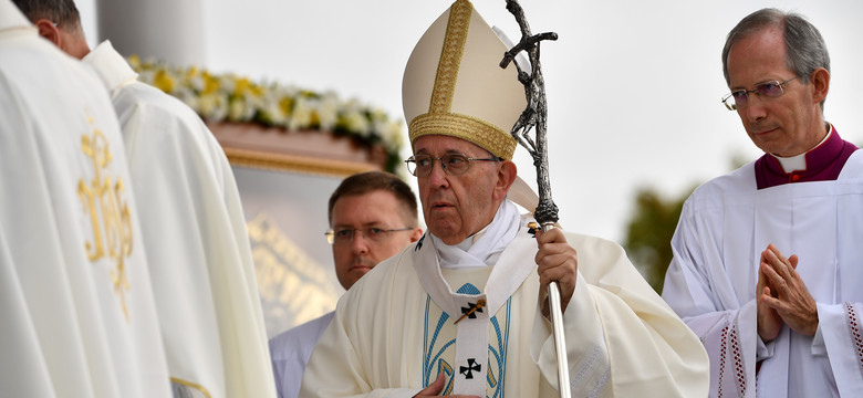 Papież Franciszek: niesienie pomocy nie może być turystyką solidarnościową