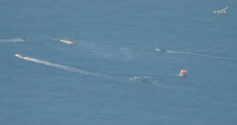 Brodovi prilaze članovima posade misije "Artemis II"