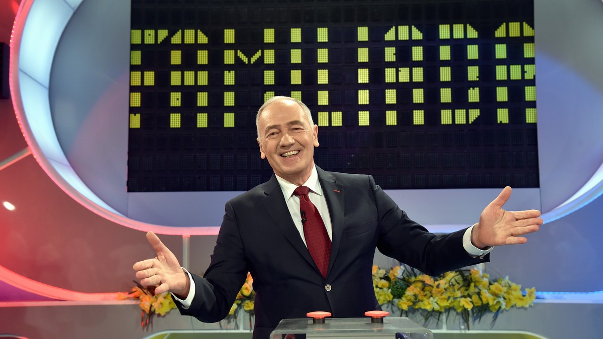 Karol Strasburger w jednym z ostatnich odcinków "Familiady" zadał pytanie o pierścionek zaręczynowy. Jaka odpowiedź była punktowana najwyżej?