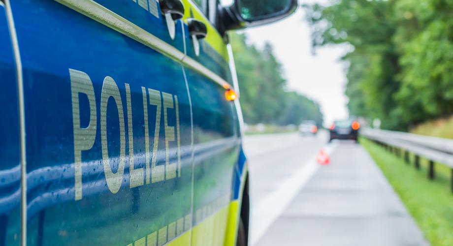 Po wypadku, do którego doszło na niemieckiej autostradzie A2, śledczy chwalili zachowanie polskiego kierowcy ciężarówki | zdj. ilustracyjne
