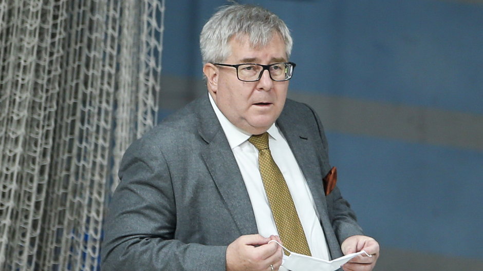 Ryszard Czarnecki uważa, że problemem jest cynizm Iraku i Białorusi