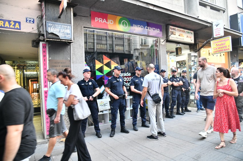 protestna šetnja evroprajd