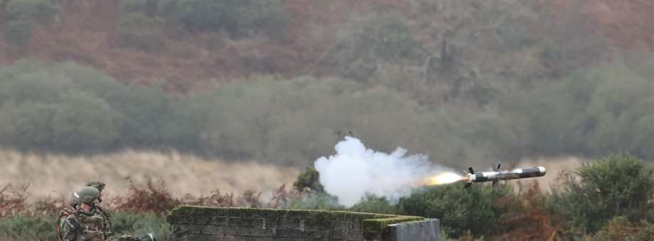 Amerykańskie pociski Javelin to dla Ukraińców cenna broń w walce z rosyjskimi czołgami. Po przekazaniu ich dużej liczby Ukrainie, USA muszą odbudować swój arsenał. W szybkiej produkcji m.in. tych pocisków ma pomóc firma Ursa Major.