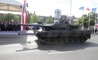 Polskie czołgi wjechały na minę. Nie ma szans na wyremontowanie Leopardów do końca 2020 r.