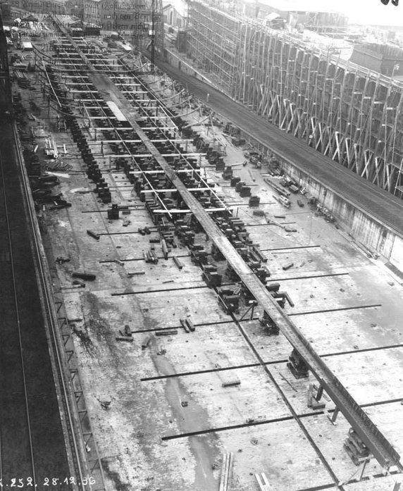 Bundesarchiv RM 25 Bild-02, Flugzeugträger  Graf Zeppelin 