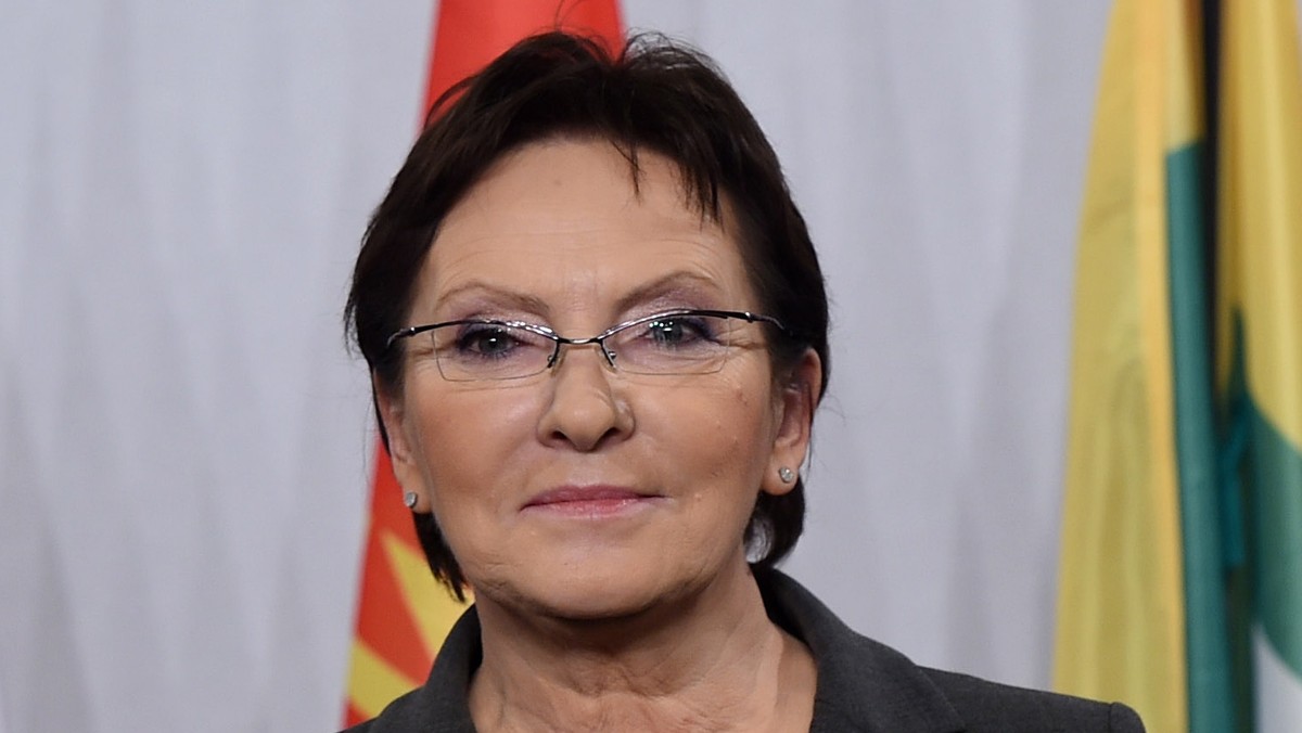 Premier Ewa Kopacz oceniła, że zatrzymanie dwóch osób podejrzewanych o szpiegostwo, "to dowód, jak dobrze działają służby kontrwywiadowcze". Kopacz - która przebywa dzisiaj w Mediolanie na szczycie Azja-Europa - była pytana przez dziennikarzy, czy niedawne zatrzymanie dwóch osób podejrzanych o szpiegostwo, to sukces czy błąd służb.