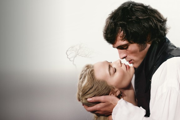 "Orkanski visovi" STIŽU na HBO: Zabranjena ljubav, strast i tajne koje će "navlažiti suzne kanale i raspaliti mlada srca"