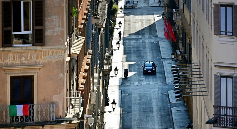 Civil protection service chief Angelo Borrelli called the drop from 4,068 on Friday to 3,994 on Saturday in the number of critical patients an important moment in Italy's battle against COVID-19; picture from April 4, 2020