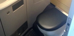 Minister zwariował? Nowak chwali się takim WC w pociągu!
